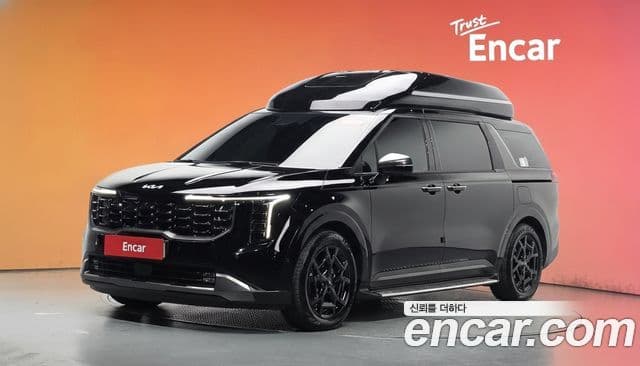 Kia Carnival 2025 — Фото 1/20