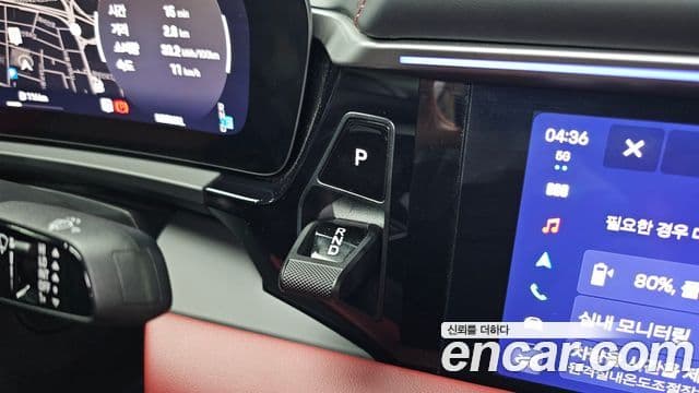 Porsche Macan EV 2025 — Photo 4/20