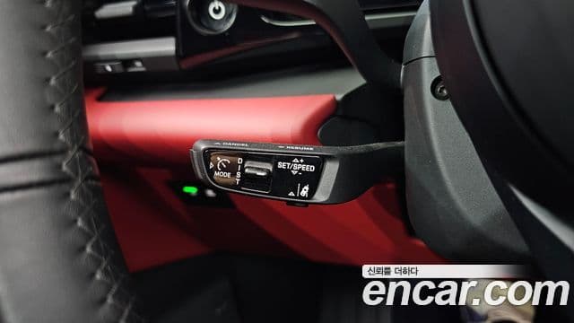 Porsche Macan EV 2025 — Photo 20/20