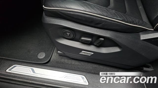 Volkswagen Touareg 2024 — Photo 24/36