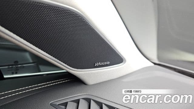 Volkswagen Touareg 2024 — Photo 6/36
