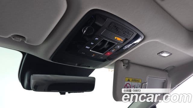 Kia Carnival 2024 — Şəkil 19/35
