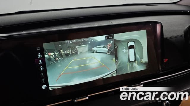 Volkswagen Tiguan 2023 — Photo 30/35
