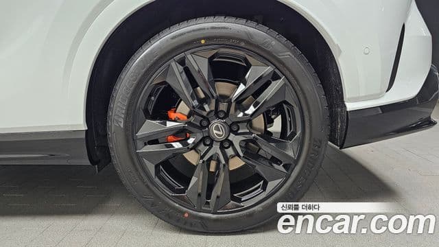 Lexus RX500h 2026 — Photo 24/31