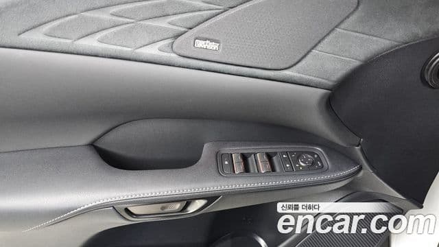 Lexus RX500h 2026 — Photo 27/31