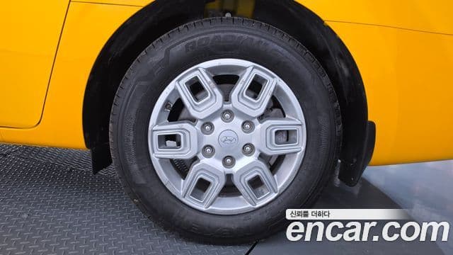 Hyundai Staria 2022 — Photo 18/33