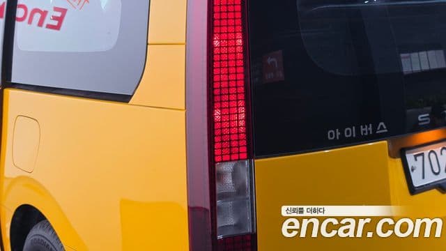 Hyundai Staria 2022 — Photo 11/33
