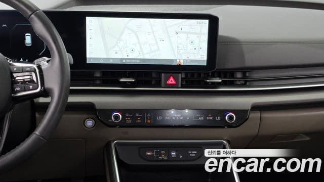 Kia Carnival 2024 — Şəkil 22/37