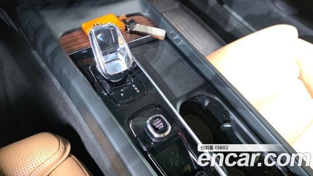Volvo V60 Cross Country 2022 — ფოტო 10/35