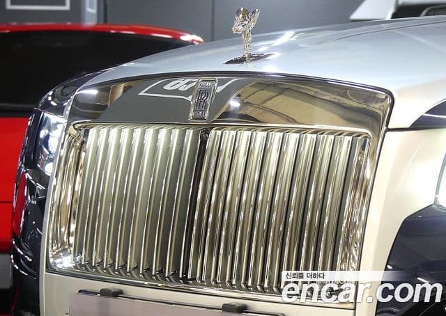 Rolls-Royce Ghost 2023 — Фото 20/20