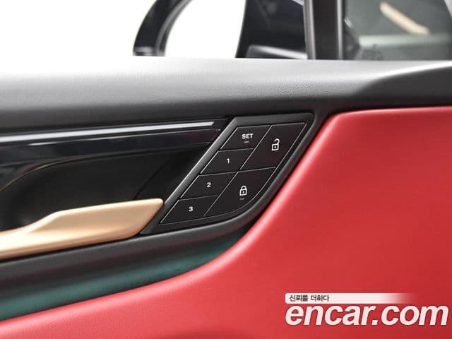Porsche Macan EV 2025 — ფოტო 20/20