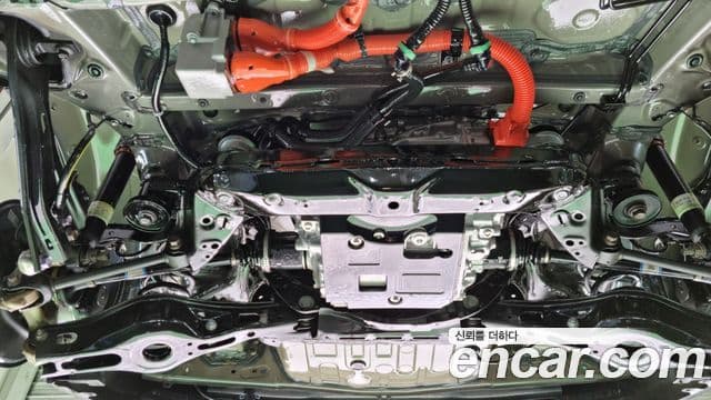 Lexus RZ450e 2023 — Photo 13/15