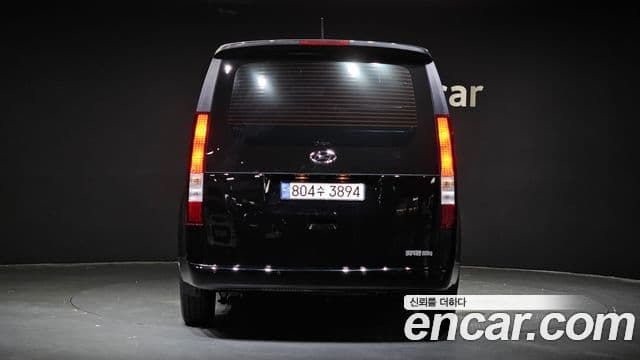 Hyundai Staria 2022 — Photo 2/20