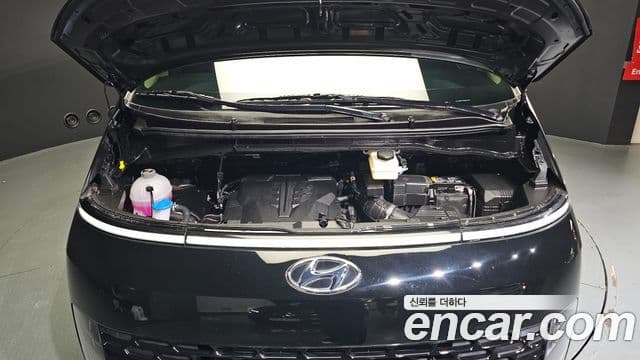 Hyundai Staria 2022 — Photo 5/20