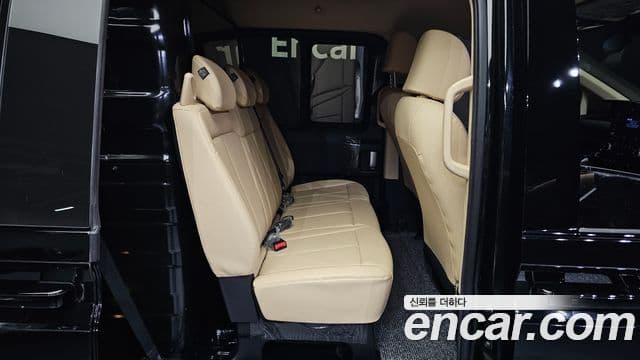 Hyundai Staria 2022 — Photo 12/20