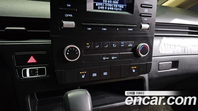 Hyundai Staria 2022 — Photo 19/20