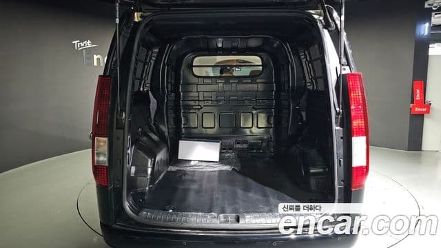 Hyundai Staria 2022 — Photo 7/20