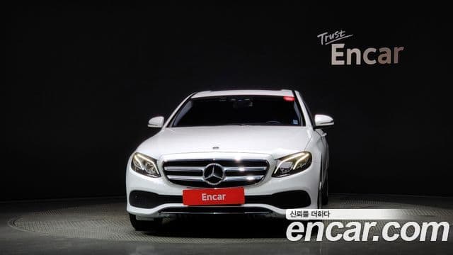 Mercedes-Benz E-Class 2018 — Şəkil 3/20