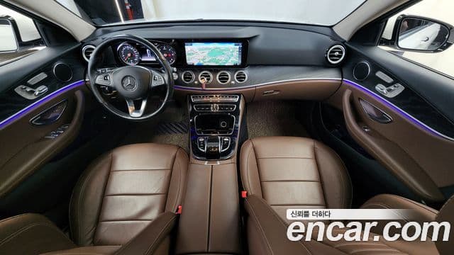 Mercedes-Benz E-Class 2018 — Şəkil 7/20