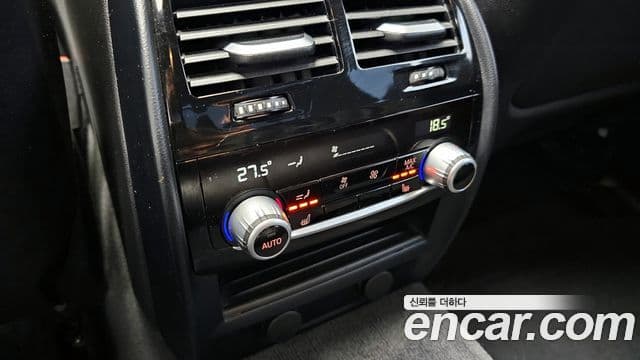 BMW 5 Series 2019 — ფოტო 18/20