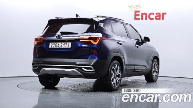 Kia Seltos 2020 — ფოტო 2/20