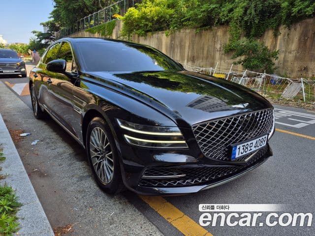 Genesis G80 2023 — Photo 1/20