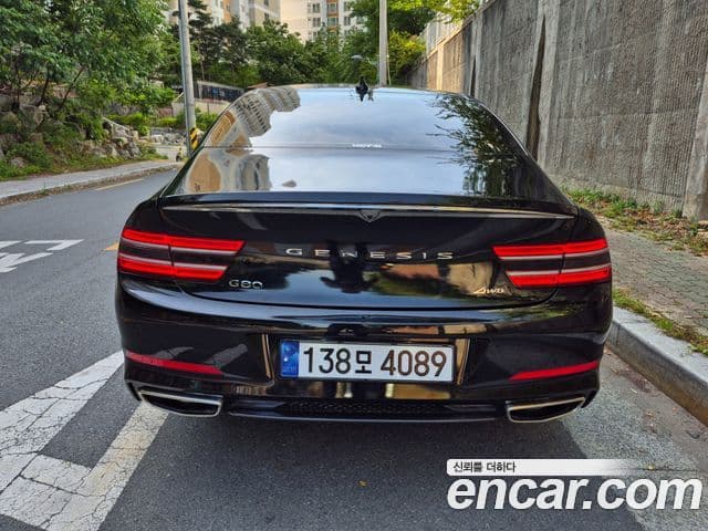 Genesis G80 2023 — Photo 7/20