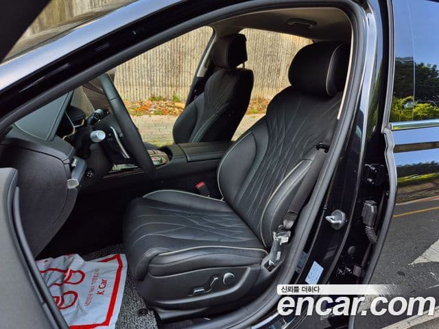 Genesis G80 2023 — Photo 2/20