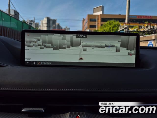 Genesis G80 2023 — Photo 18/20