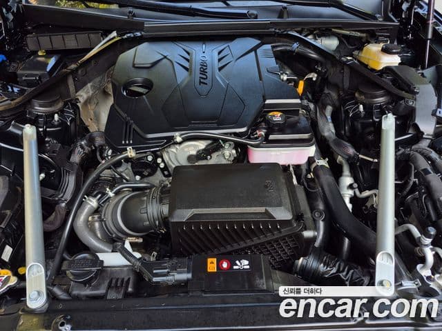 Genesis G80 2023 — Photo 14/20