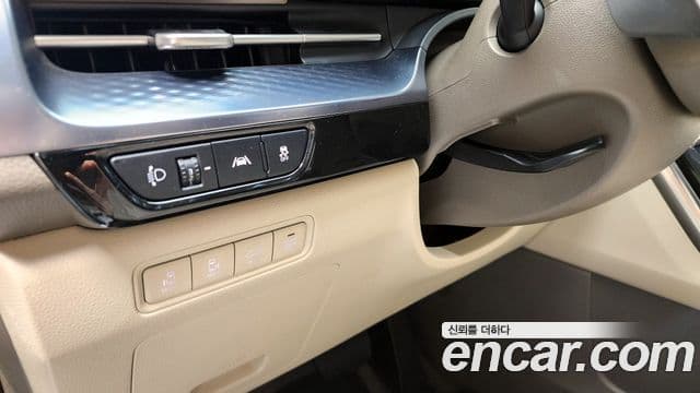 Kia Carnival 2021 — Şəkil 15/20