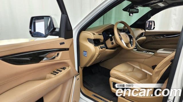 Cadillac Escalade 2020 — ფოტო 9/20