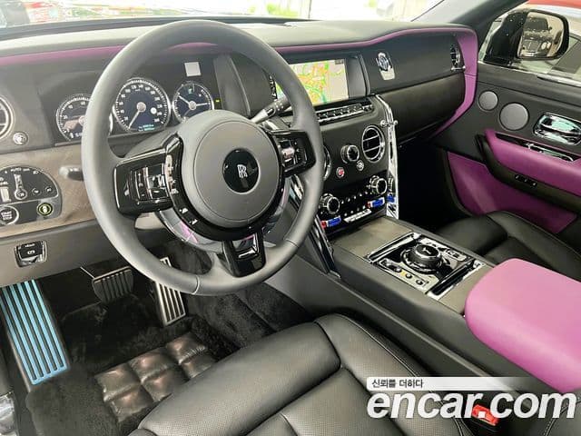 Rolls-Royce Cullinan 2023 — Şəkil 11/20