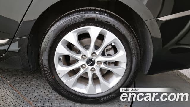 Kia K8 2024 — ფოტო 12/20