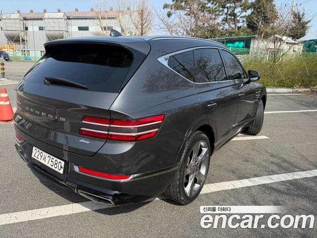 Genesis GV80 2020 — ფოტო 4/20