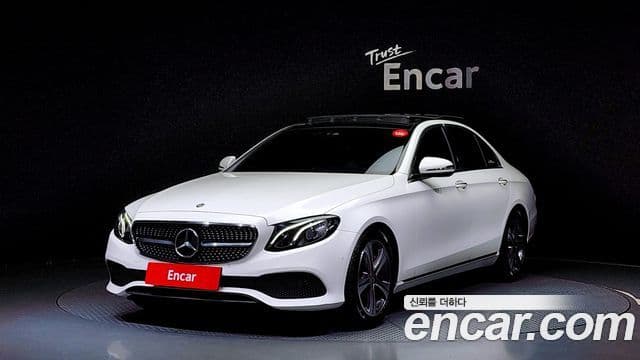 Mercedes-Benz E-Class 2018 — Şəkil 1/20