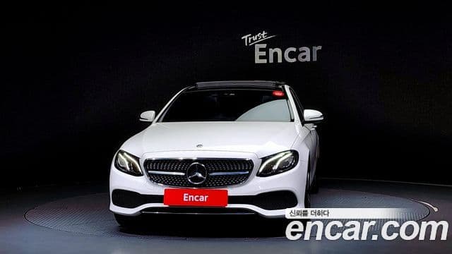 Mercedes-Benz E-Class 2018 — Şəkil 3/20