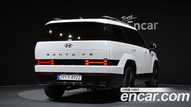 Hyundai Santa Fe 2023 — Photo 9/20