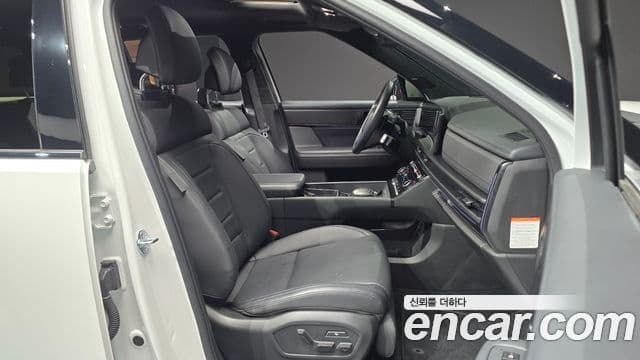 Hyundai Santa Fe 2023 — Photo 6/20