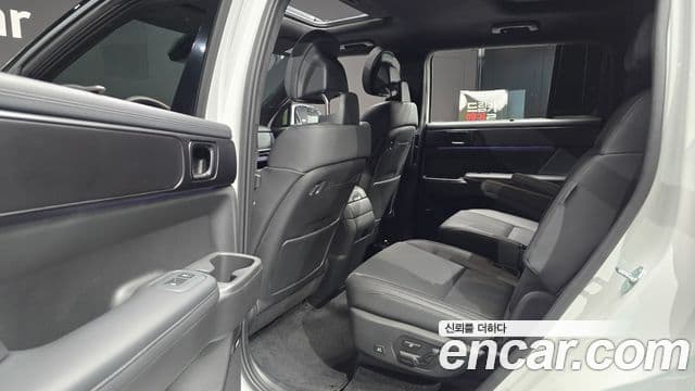 Hyundai Santa Fe 2023 — Photo 18/20