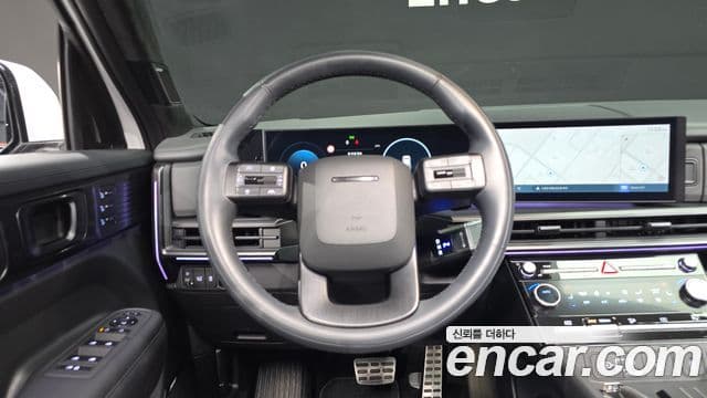 Hyundai Santa Fe 2023 — Photo 13/20