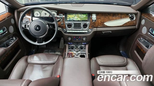Rolls-Royce Ghost 2020 — Şəkil 9/20