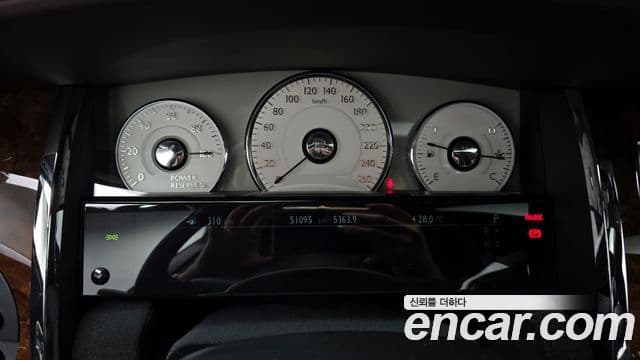 Rolls-Royce Ghost 2020 — Şəkil 6/20