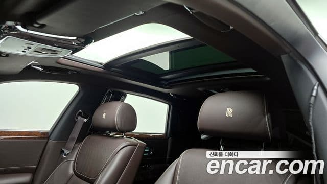 Rolls-Royce Ghost 2020 — Şəkil 17/20