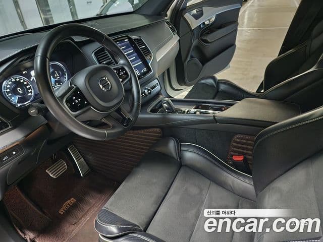 Volvo XC90 2020 — Şəkil 10/20