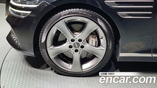Genesis G80 2020 — Photo 12/20