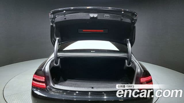 Genesis G80 2020 — Photo 16/20