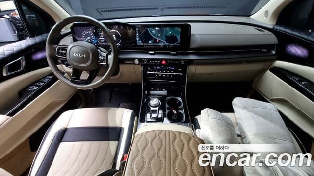 Kia Carnival 2021 — ფოტო 7/20