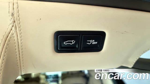 Kia Carnival 2021 — ფოტო 20/20
