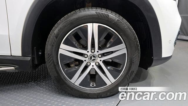 Mercedes-Benz GLE-Class 2019 — Şəkil 5/20